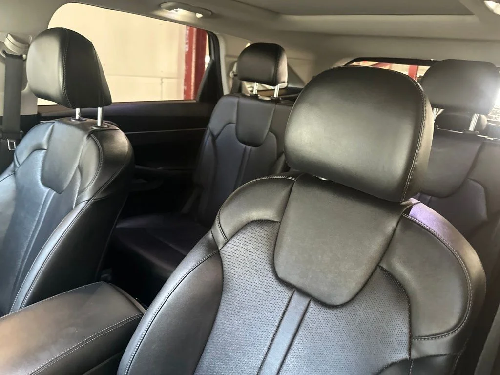 Used 2022 Gray Kia S image 10