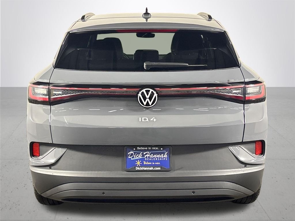 New 2025 Pure Gray Volkswagen Pro image 7