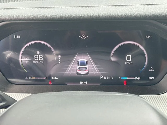 New 2026 Hydro Blue Pearlcoat Jeep Laredo image 17