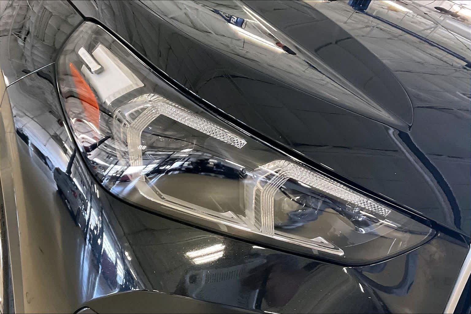 New 2025 Black Sapphire Metallic BMW xDrive28i image 25