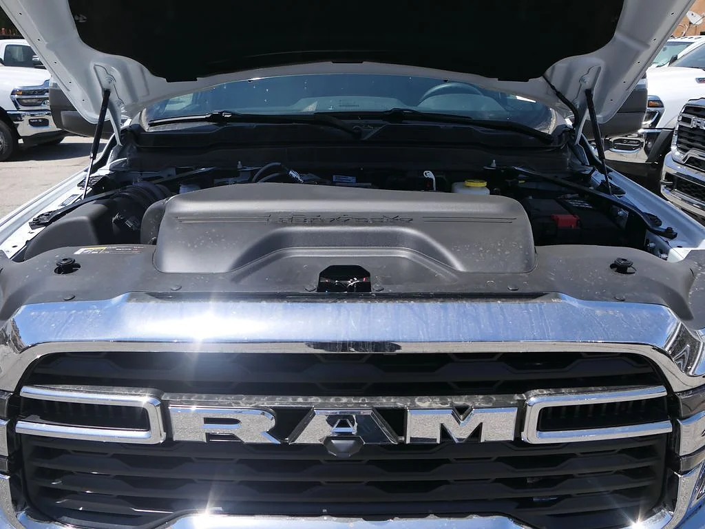 New 2026 Bright White Clearcoat RAM Tradesman/Big Horn image 28