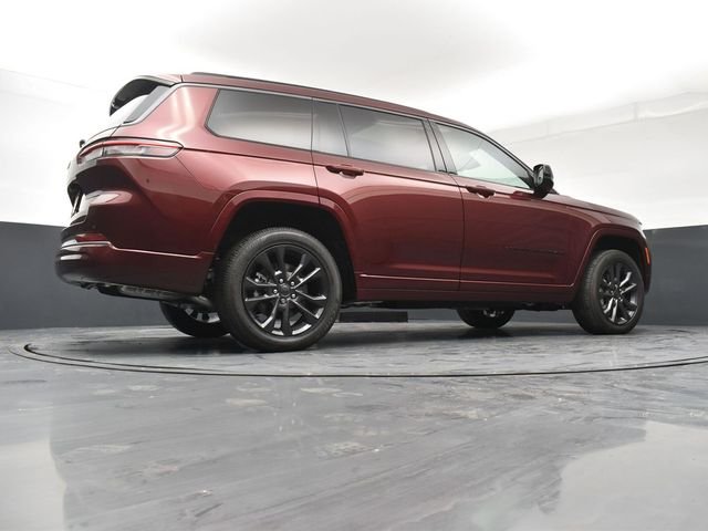 New 2026 Velvet Red Pearl-Coat Exterior Paint Jeep Limited image 24