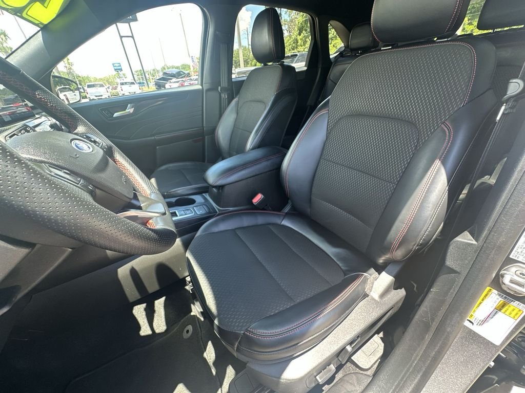 Used 2025 Gray Ford ST-Line image 19
