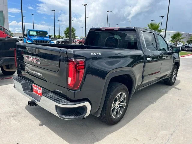 Used 2025 Silver GMC SLT image 4