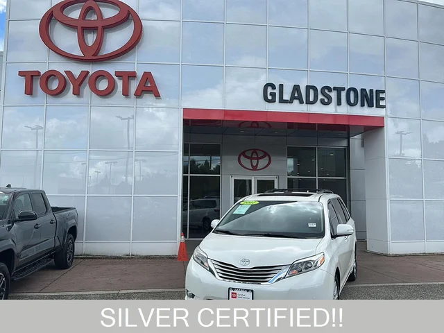 2017 Toyota Sienna XLE