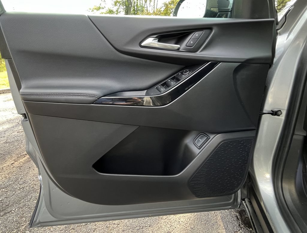 2025 Chevrolet Equinox LT - Photo 9