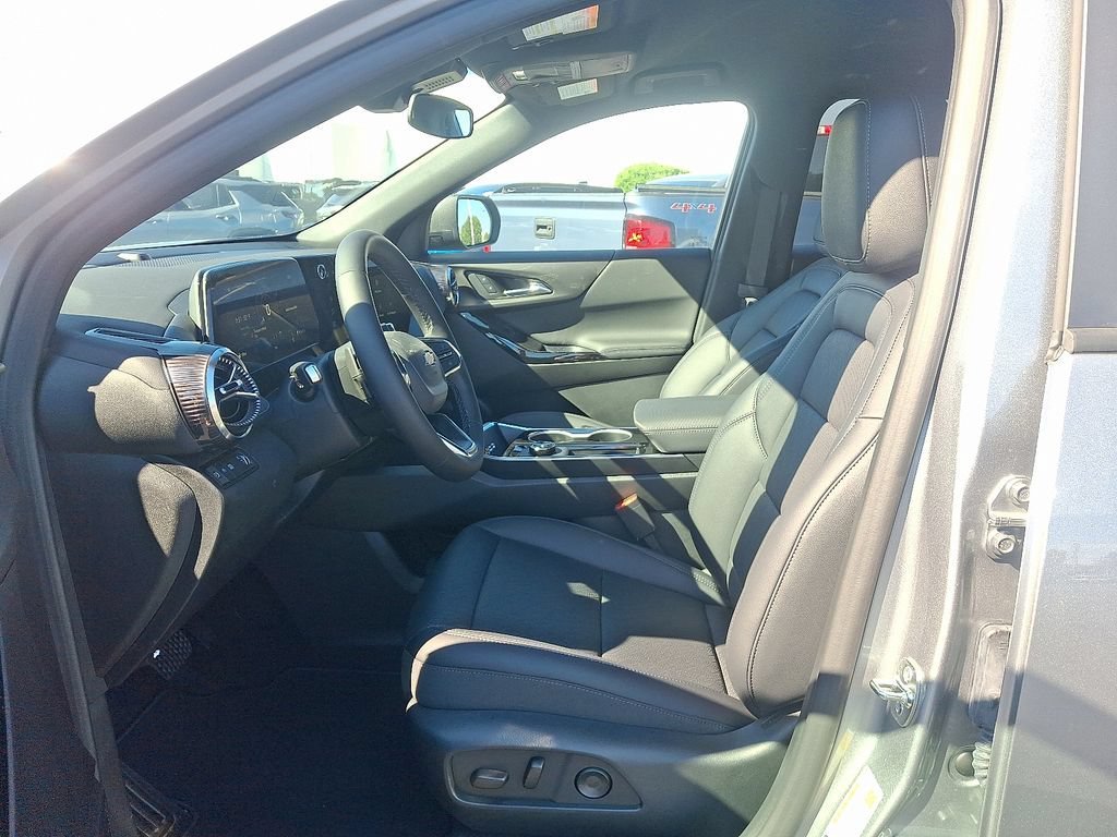 New 2027 Sterling Gray Metallic Chevrolet LT image 6