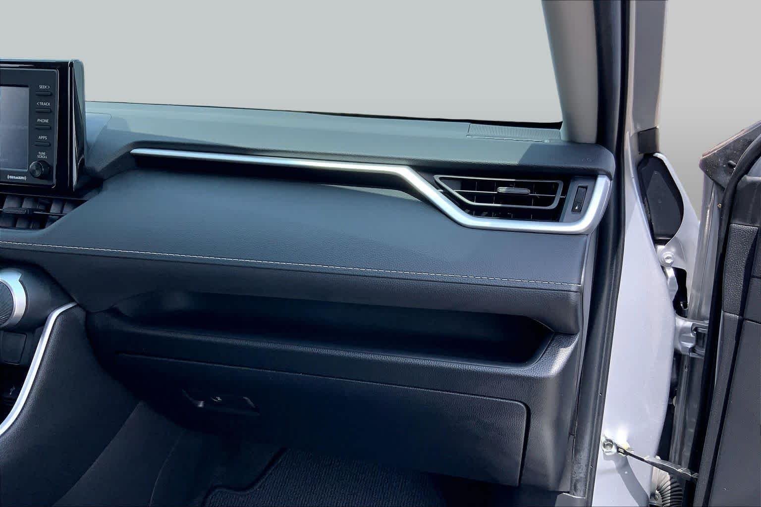 Used 2022 Silver Sky Metallic Toyota Hybrid XLE image 18