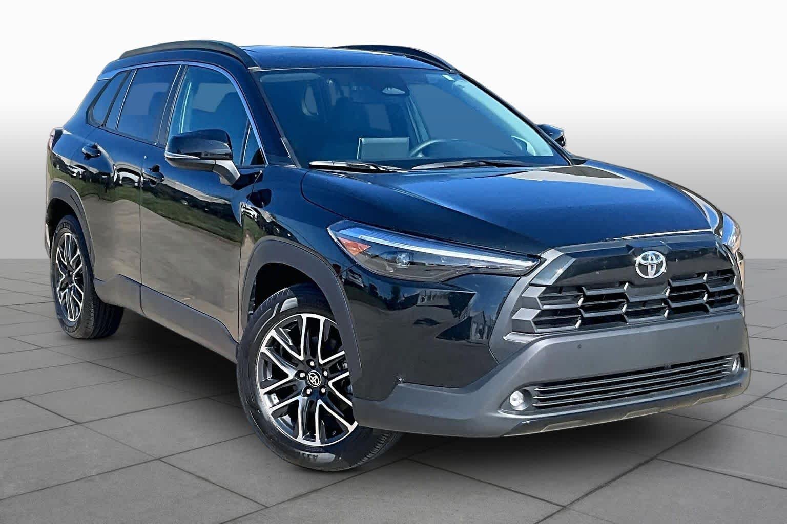 Used 2026 Jet Black Toyota XLE image 3