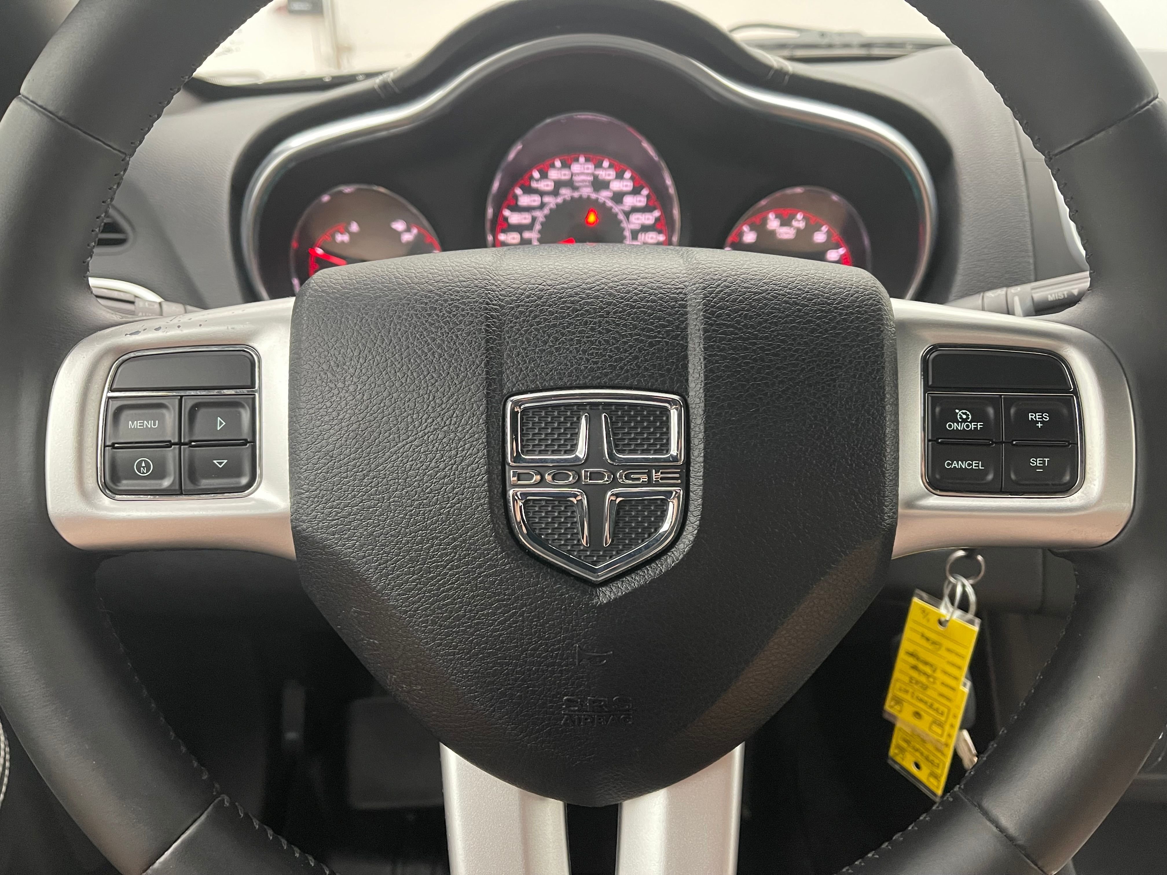 Used 2013 Mineral Gray Metallic Clearcoat Dodge SXT image 17
