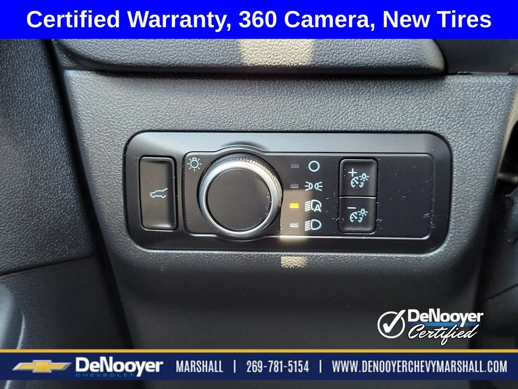 Used 2023 White Ford Active image 12