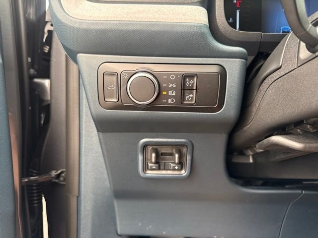 New 2026 Carbonized Gray Metallic Ford XLT image 14