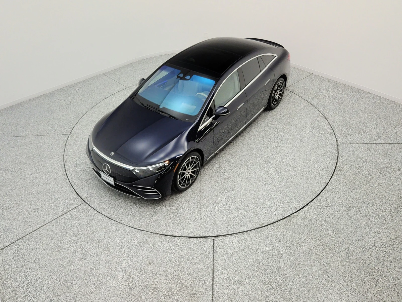 Used 2023 Nautical Blue Metallic Mercedes-Benz EQS 580 4MATIC® Sedan image 16