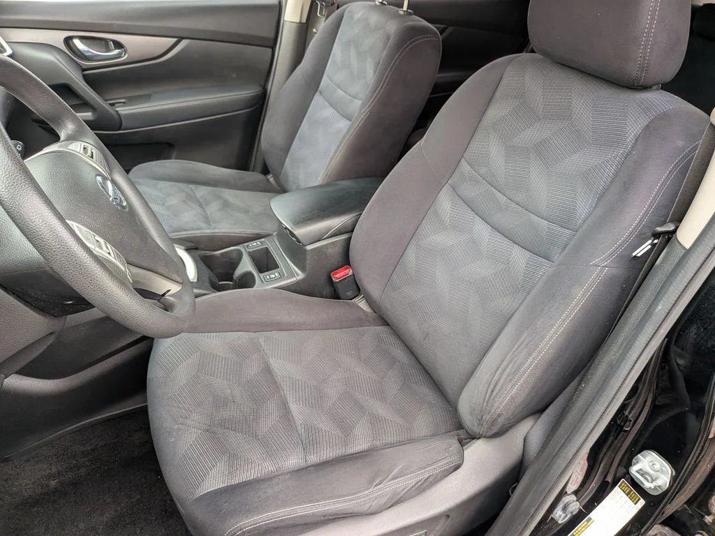 Used 2016 Black Nissan SV image 11
