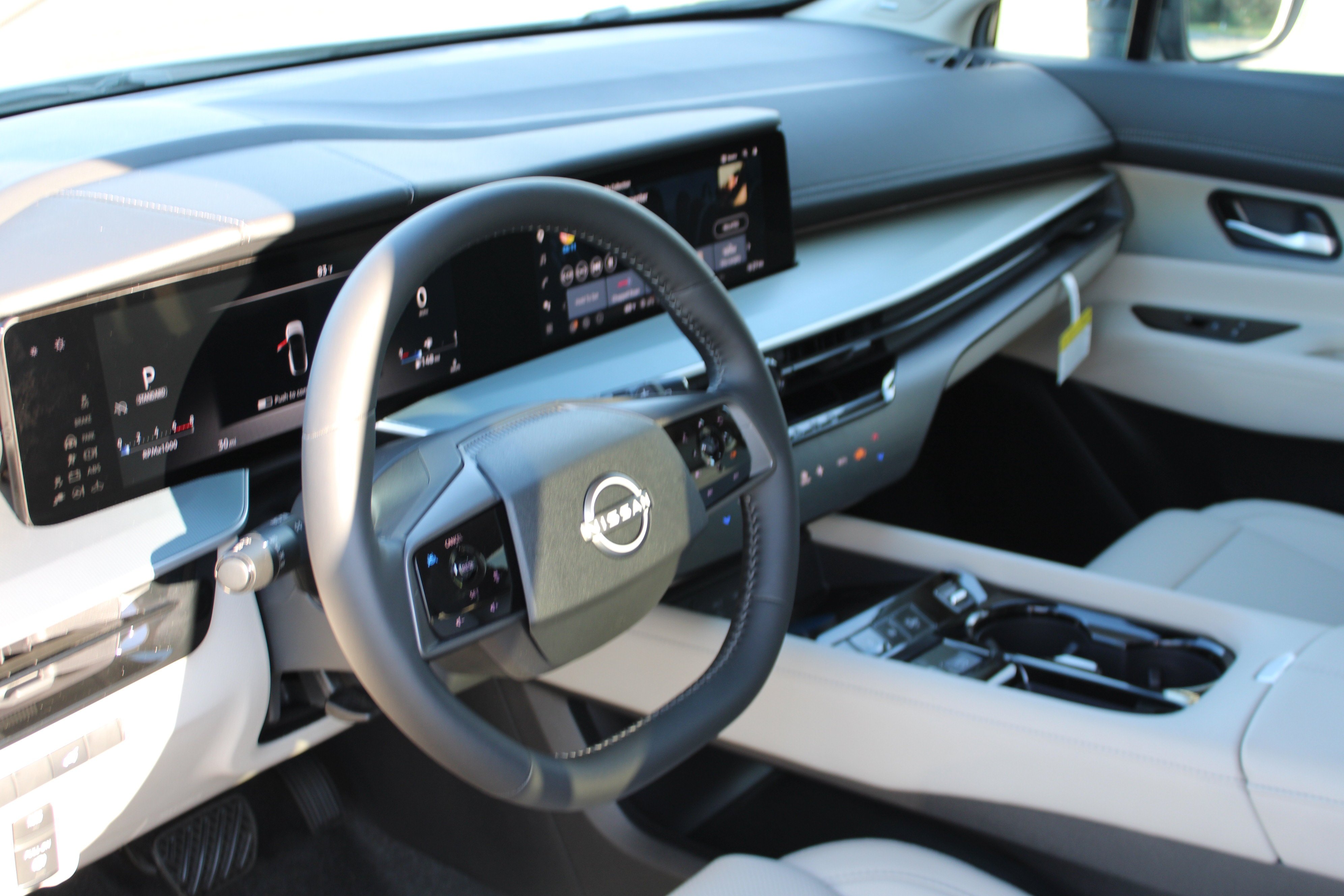 New 2026 Champagne Silver Metallic Nissan SL image 8