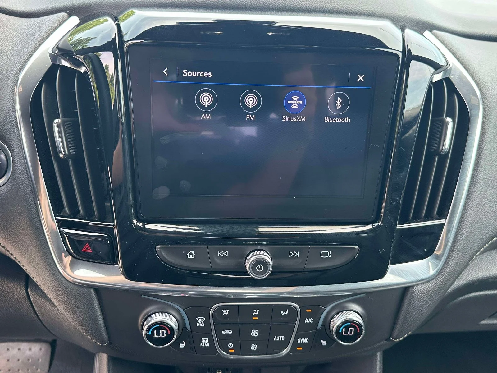 2023 Chevrolet Traverse 3LT - Photo 9