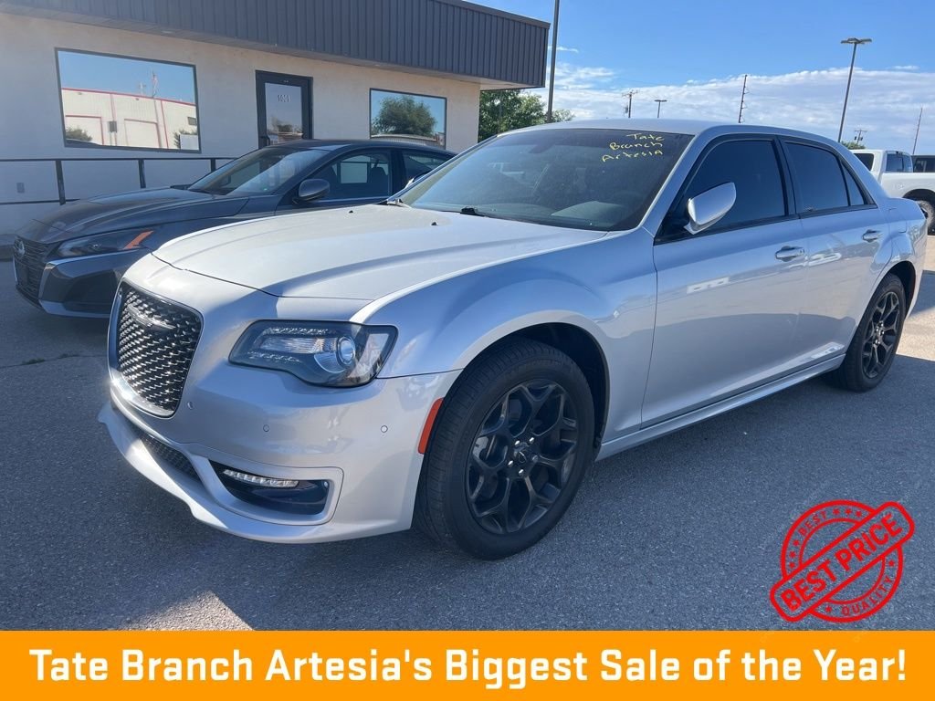 2022 Chrysler 300 Touring L AWD's photo