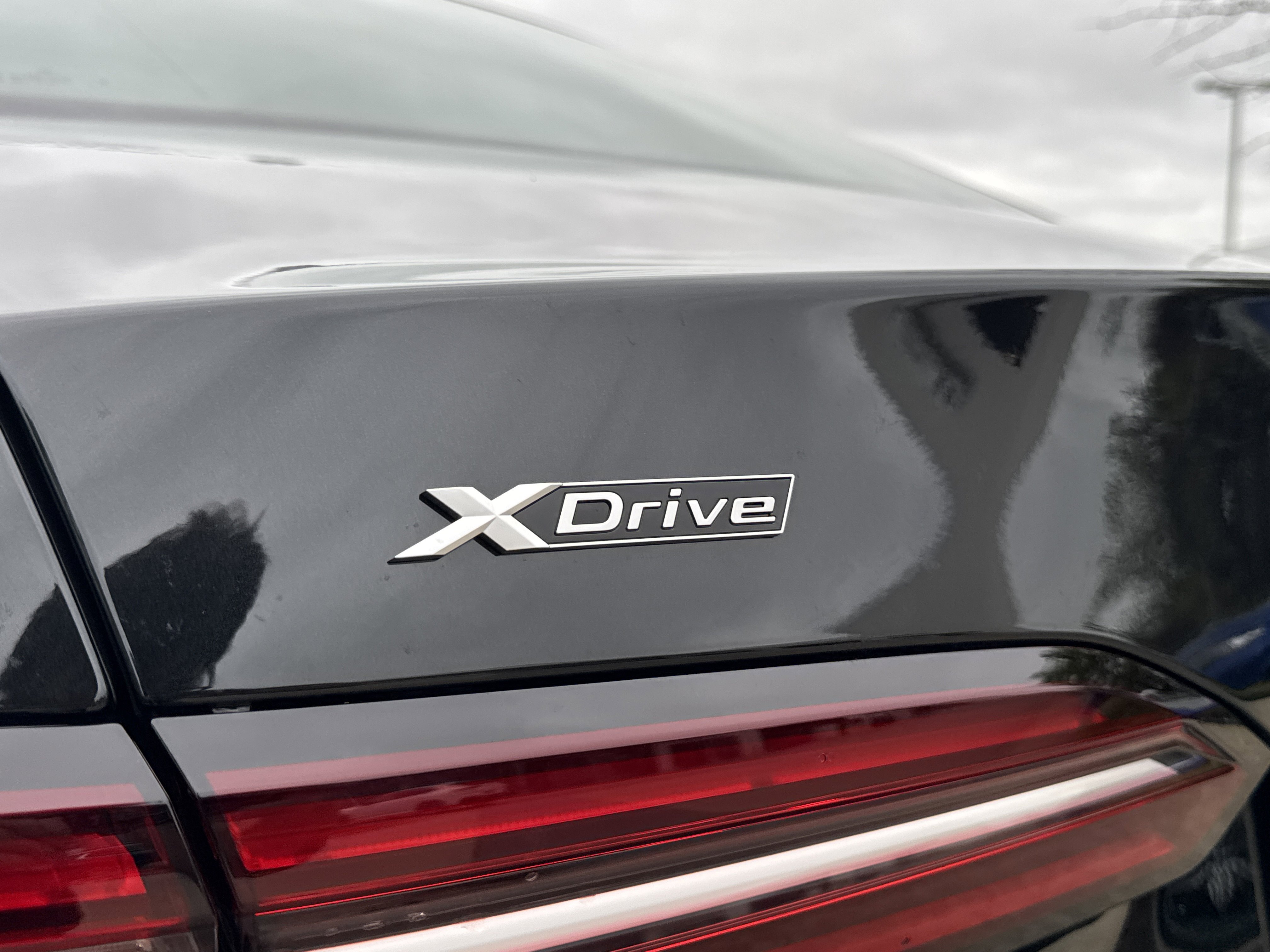 New 2026 BLACK SAPPHIRE BMW 530i xDrive image 10