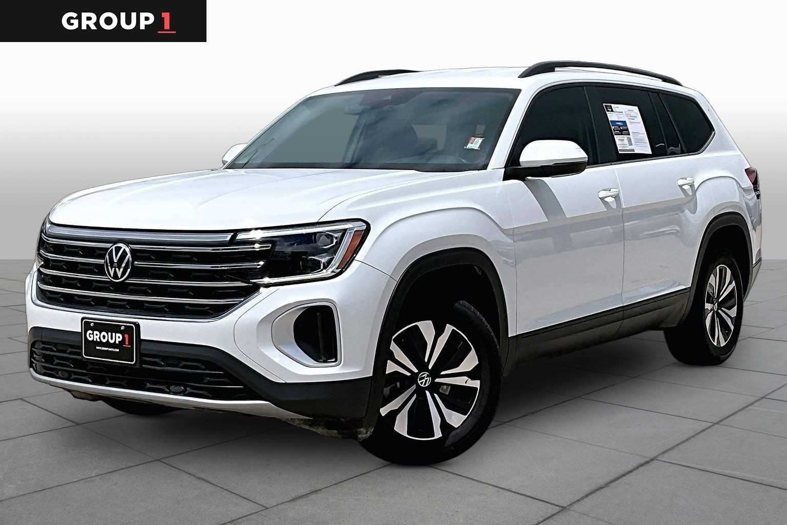 2024 Volkswagen Atlas 2.0T SE's photo