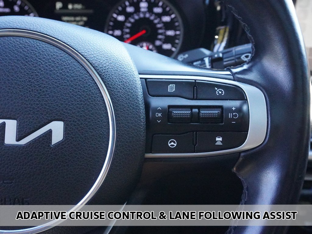 Used 2023 Gray Kia GT-Line image 5