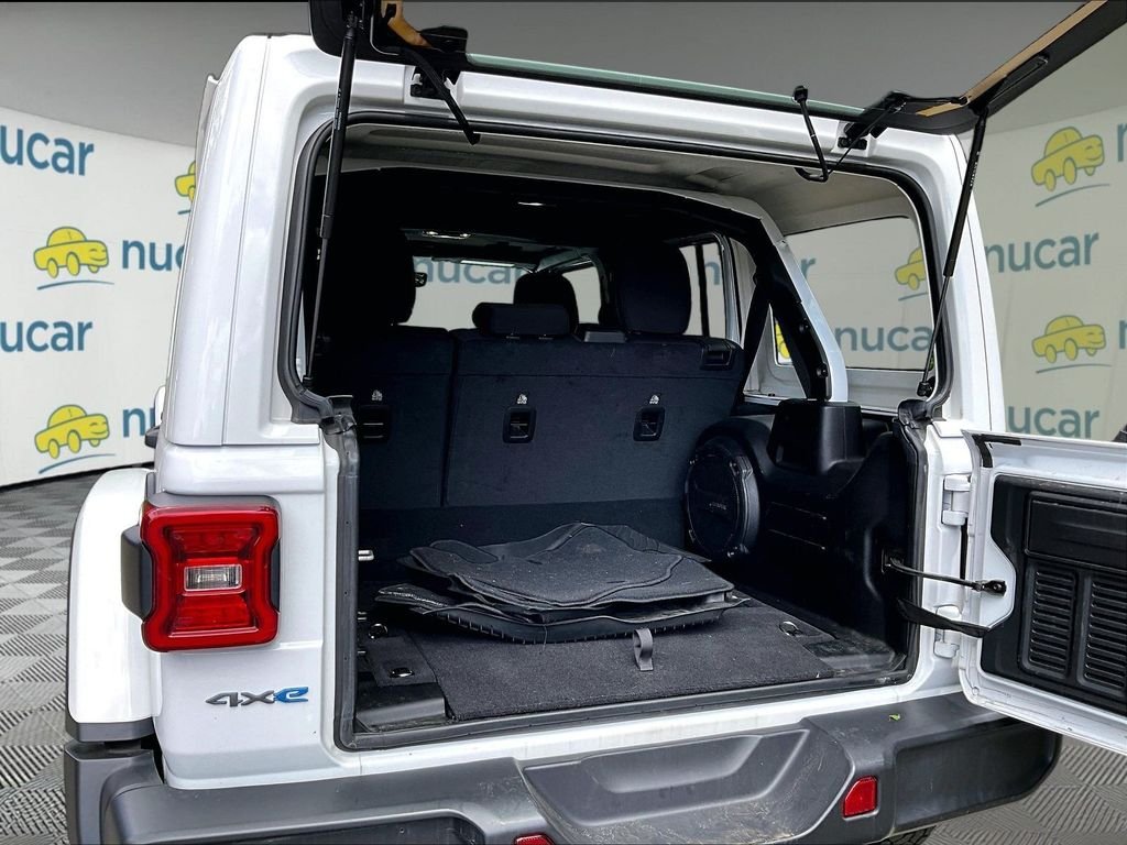 Used 2023 White Jeep Rubicon 4xe image 23