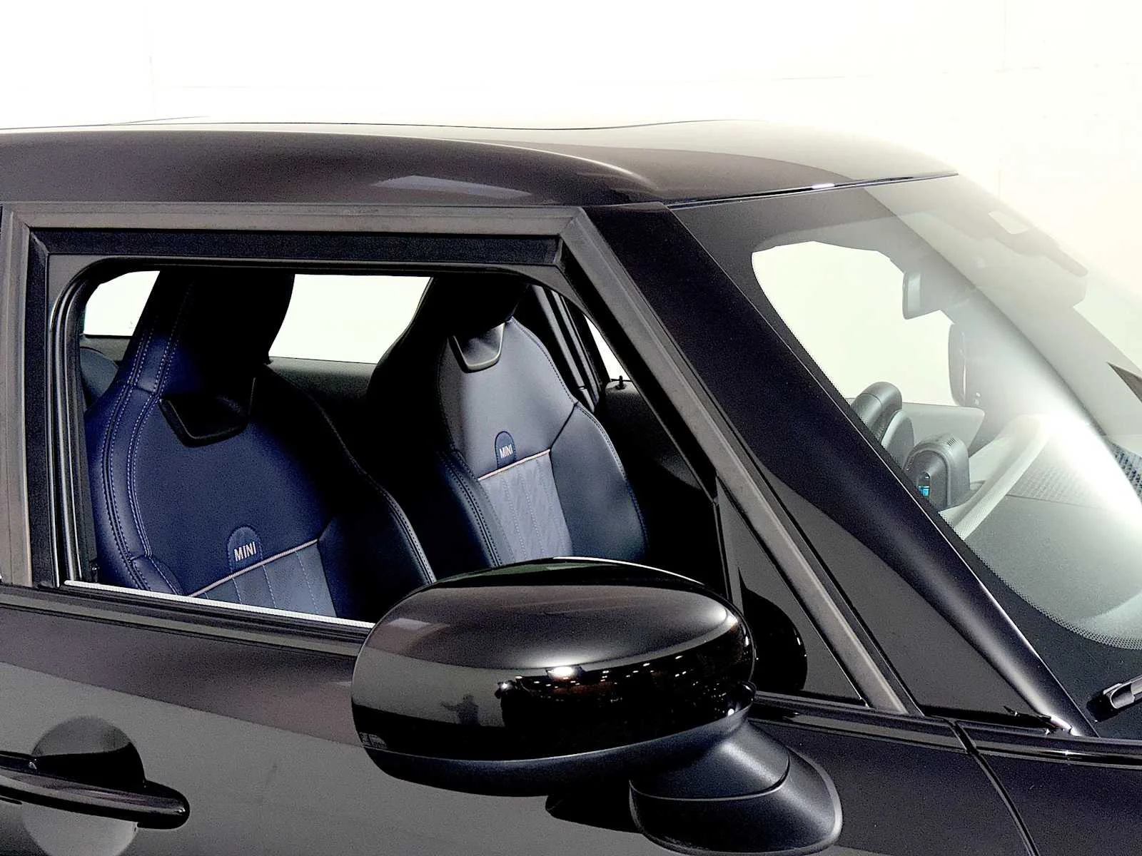 2026 MINI Hardtop 4 Door - Photo 29