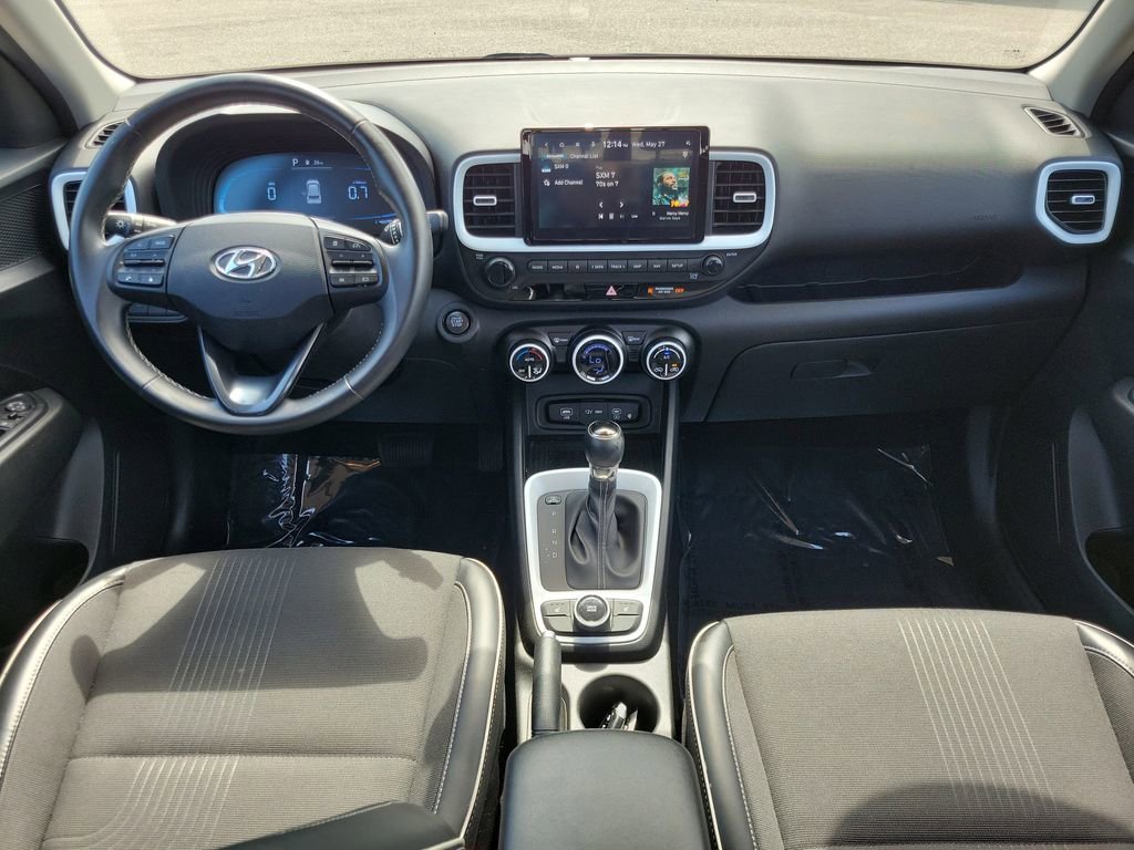 Used 2023 Blue Hyundai Limited image 9