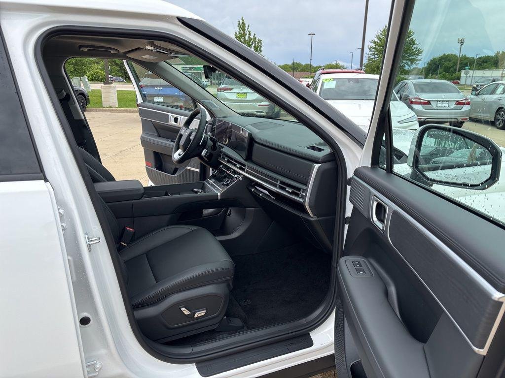 New 2026 White Hyundai Limited AWD image 32