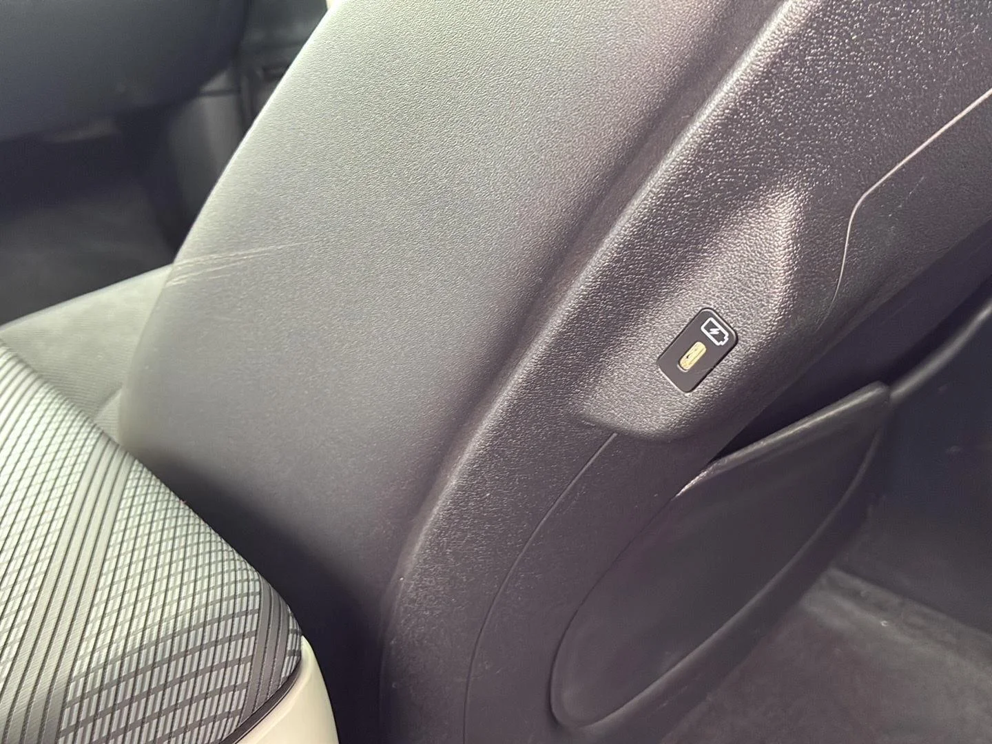 Used 2024 Steel Matte Gray Kia GT-Line image 28