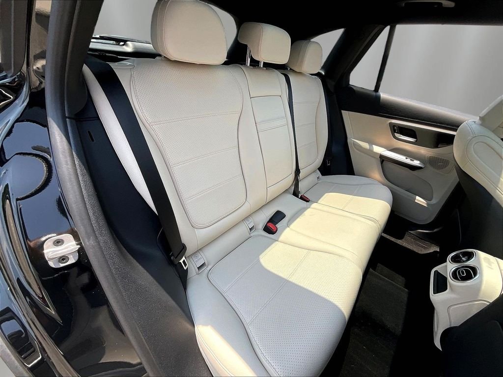 Certified Used 2024 Black Mercedes-Benz GLC 300 image 26