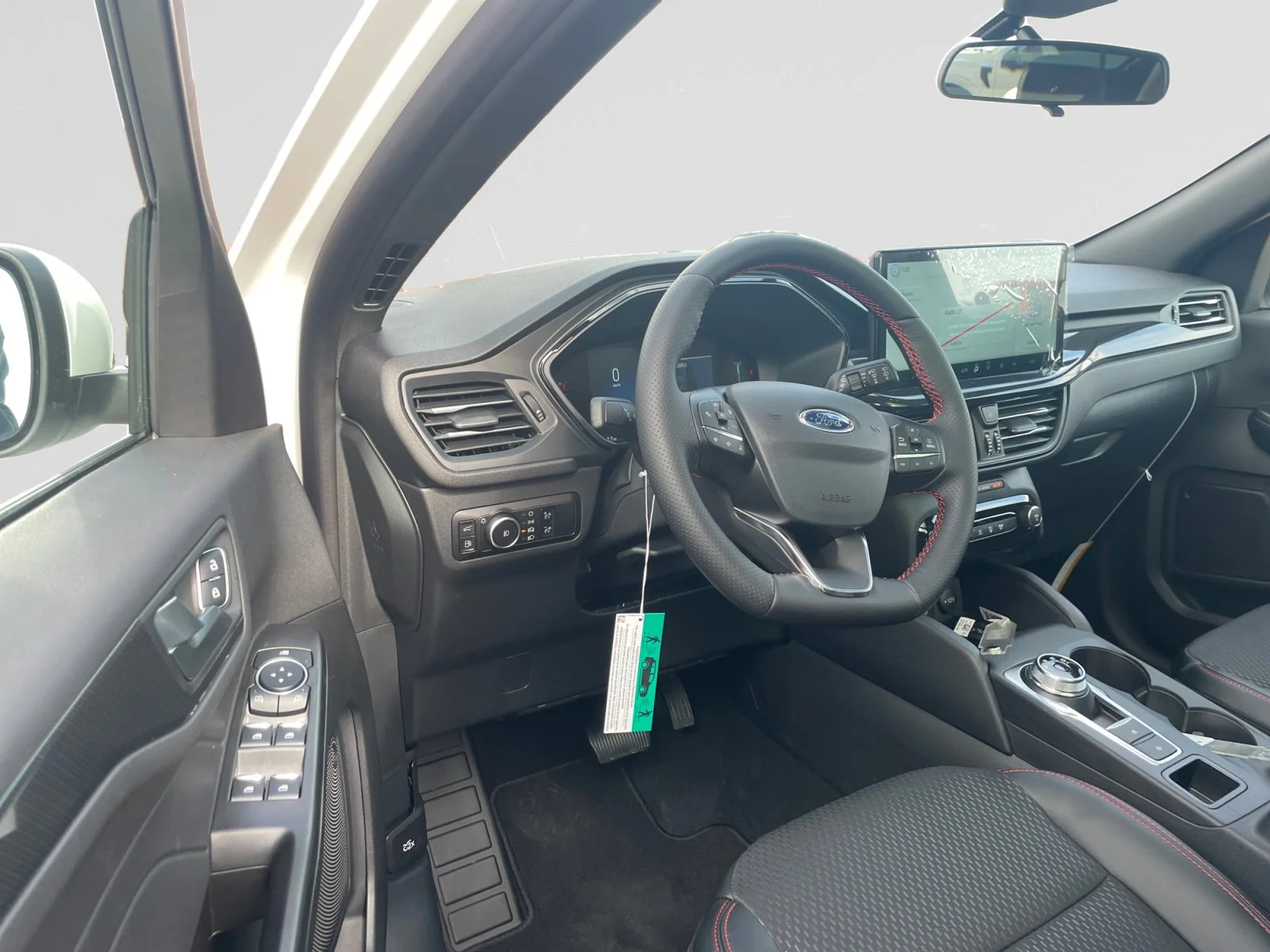 New 2026 Star White Metallic Tri-Coat Ford ST-Line Select image 13