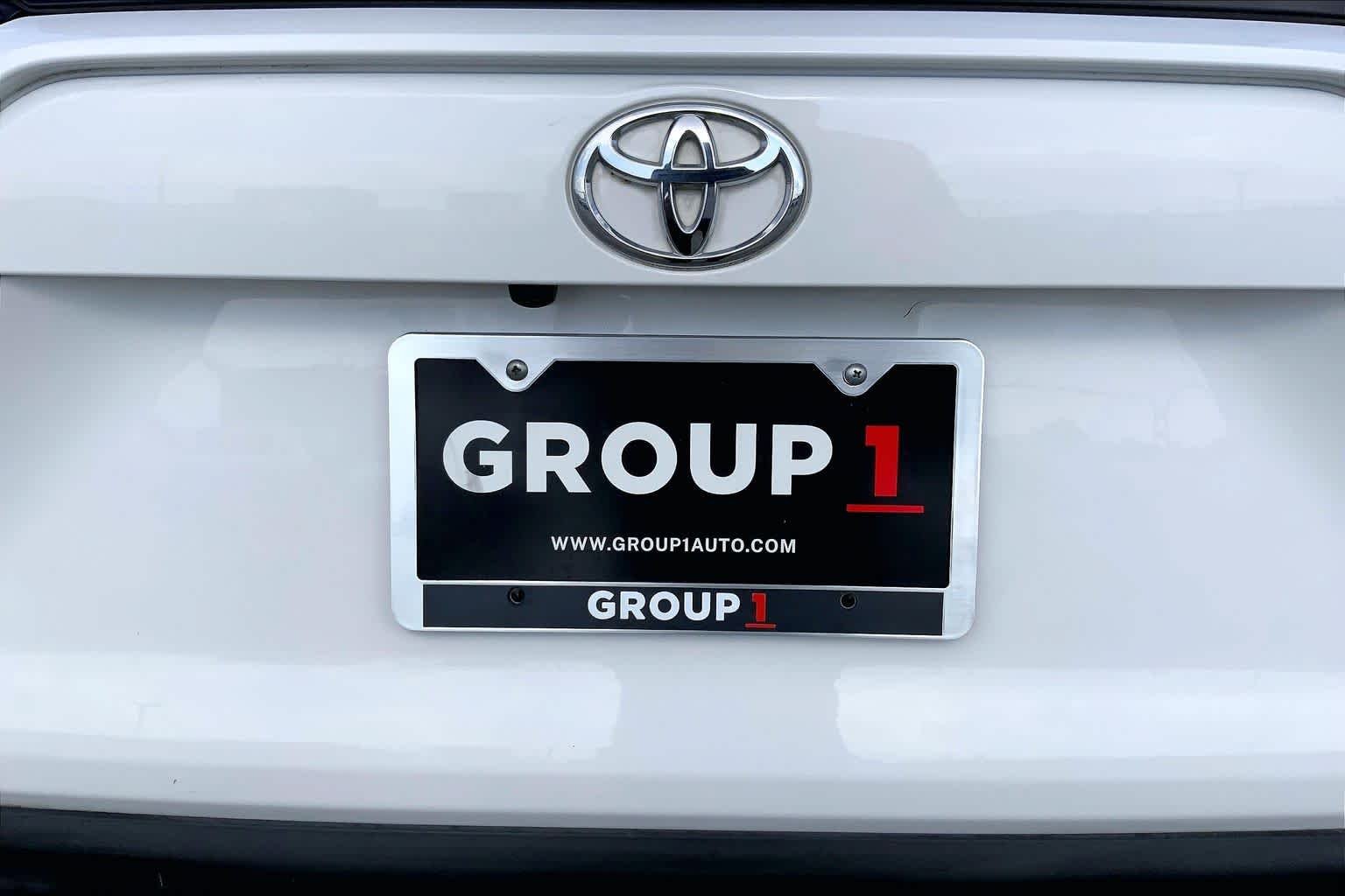 Used 2019 Super White Toyota LE image 10