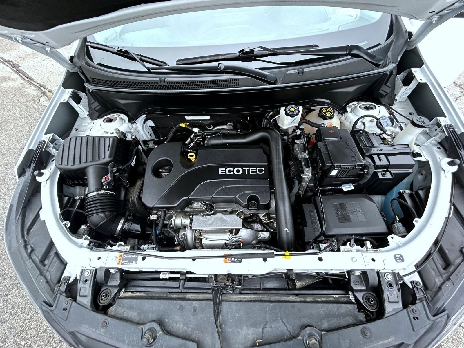 2020 Chevrolet Equinox LT - Photo 25