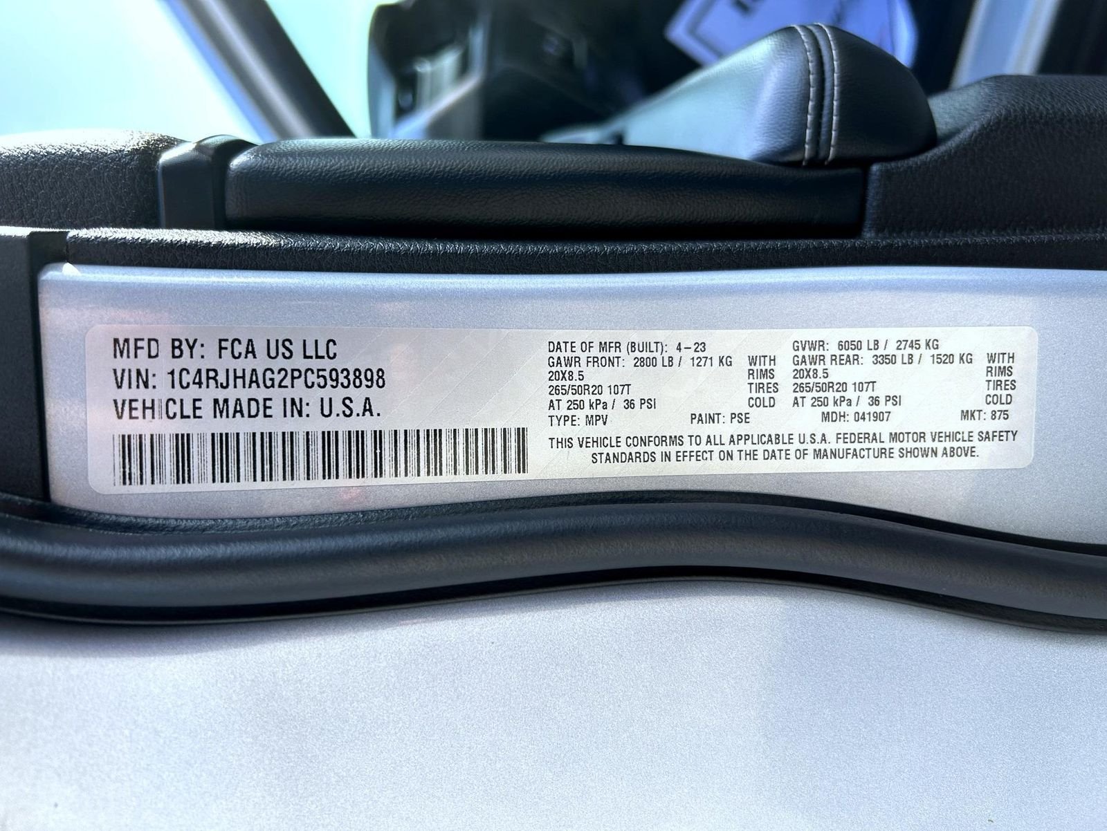 Used 2023 Silver Jeep Altitude X image 25