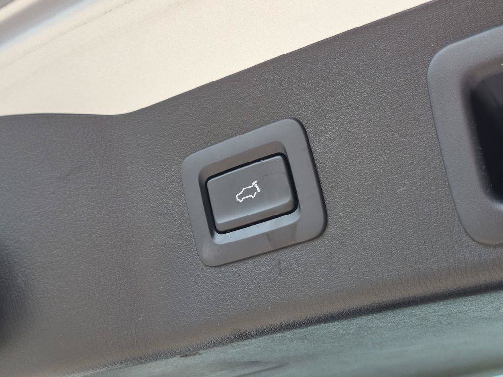Used 2023 Silver Mazda 2.5 S Premium Plus Package image 9