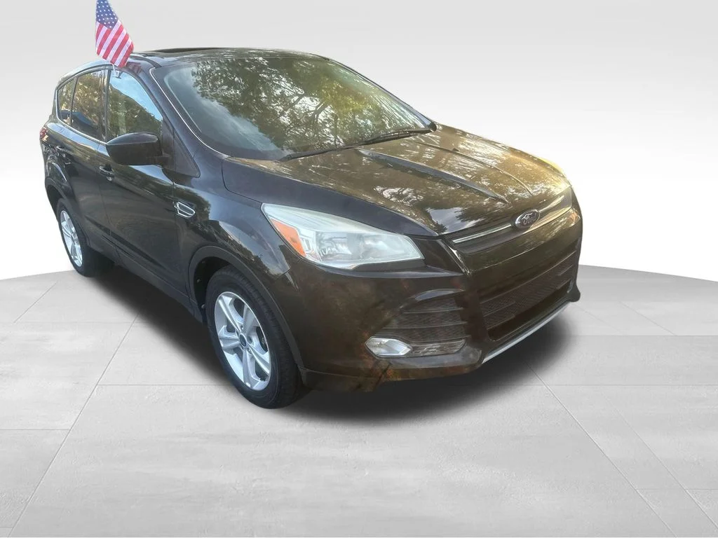 Used 2014 Black Ford SE image 33