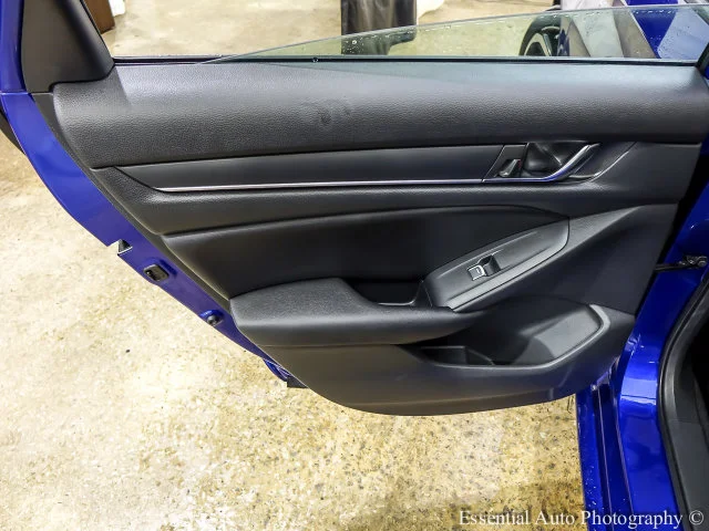 Used 2020 Blue Honda Sport image 19