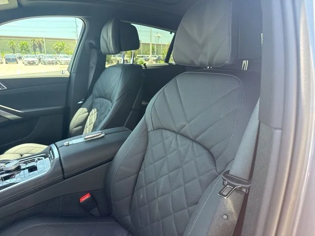New 2027 Skyscraper Grey Metallic BMW xDrive40i image 13