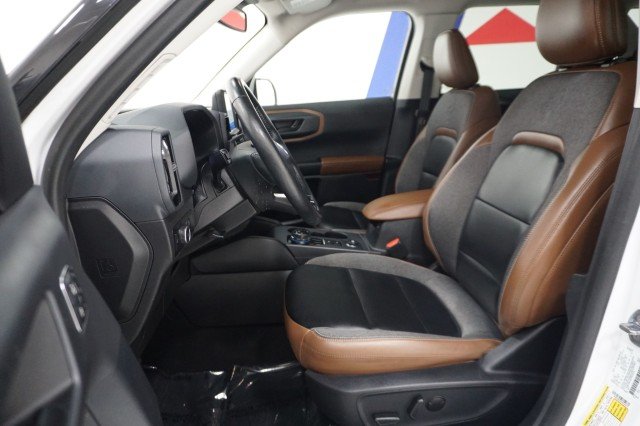 Used 2023  Ford Outer Banks image 18