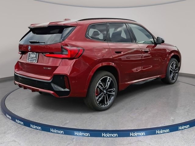 Certified Used 2026 Vegas Red Metallic BMW xDrive28i image 4