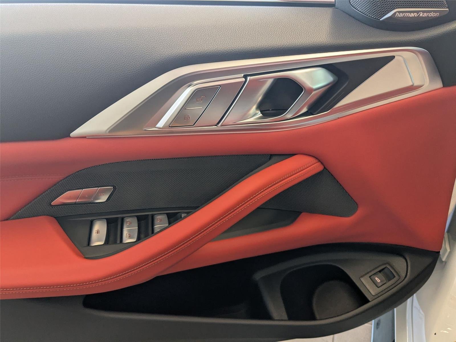 New 2026 Alpine White BMW Competition xDrive image 19