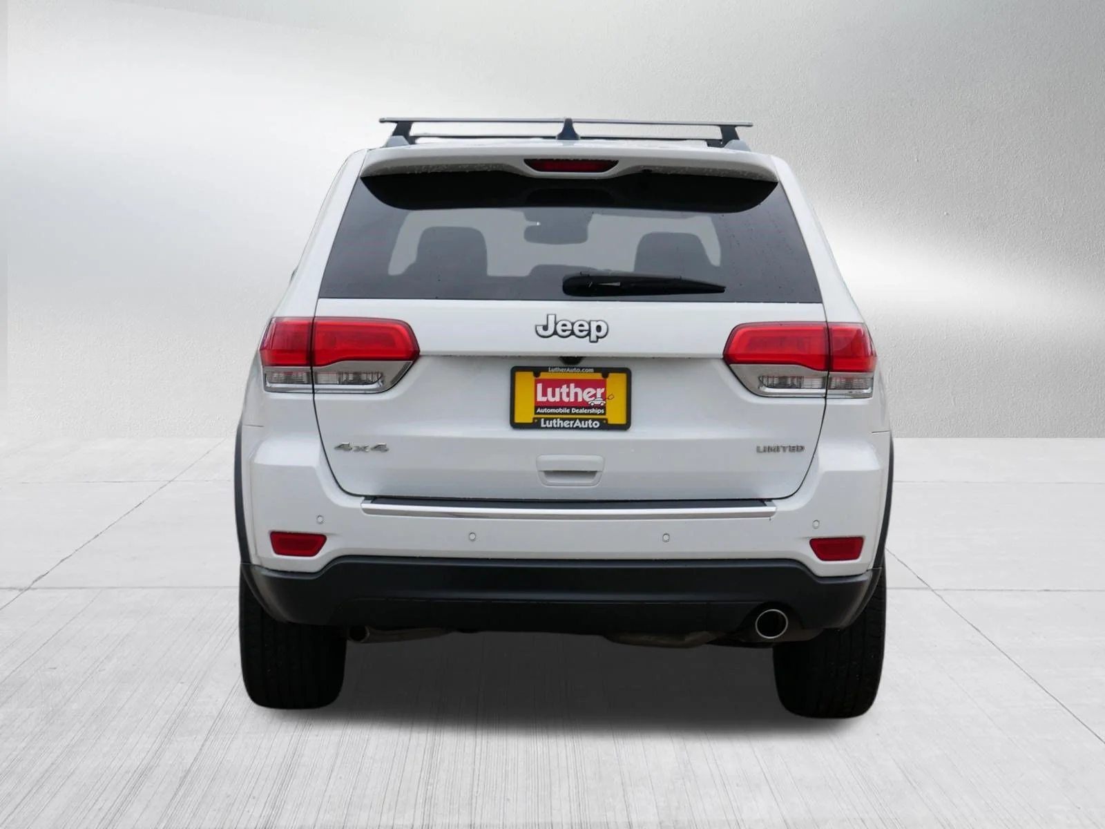 Used 2016 Bright White Clearcoat Jeep Limited image 6