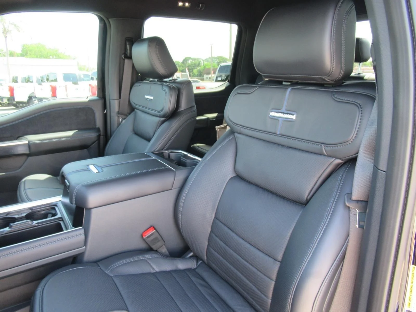 New 2026 Agate Black Metallic Ford F-350® Platinum® image 20