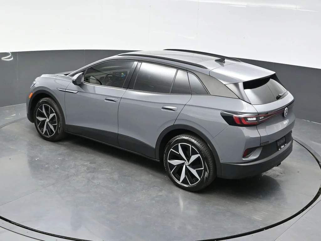 Used 2023 Gray Volkswagen Pro S image 37