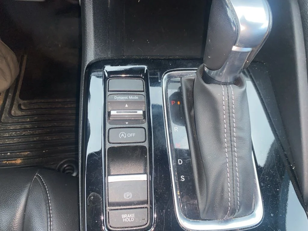 Used 2023 Platinum White Pearl Acura A-Spec Package image 10