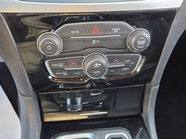 Used 2023 White Chrysler Touring image 19