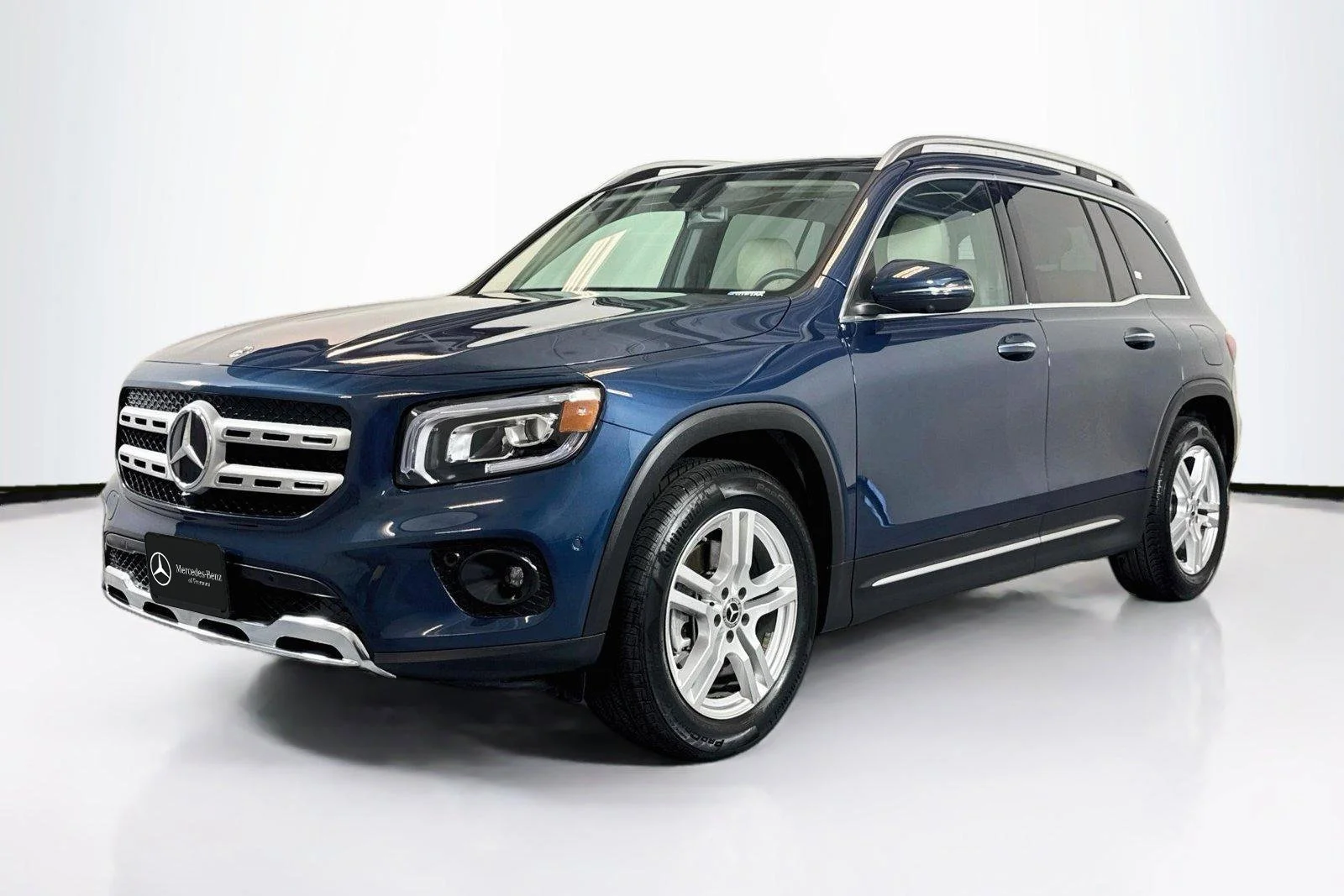 Used 2022 Denim Blue Metallic Mercedes-Benz GLB 250 image 1