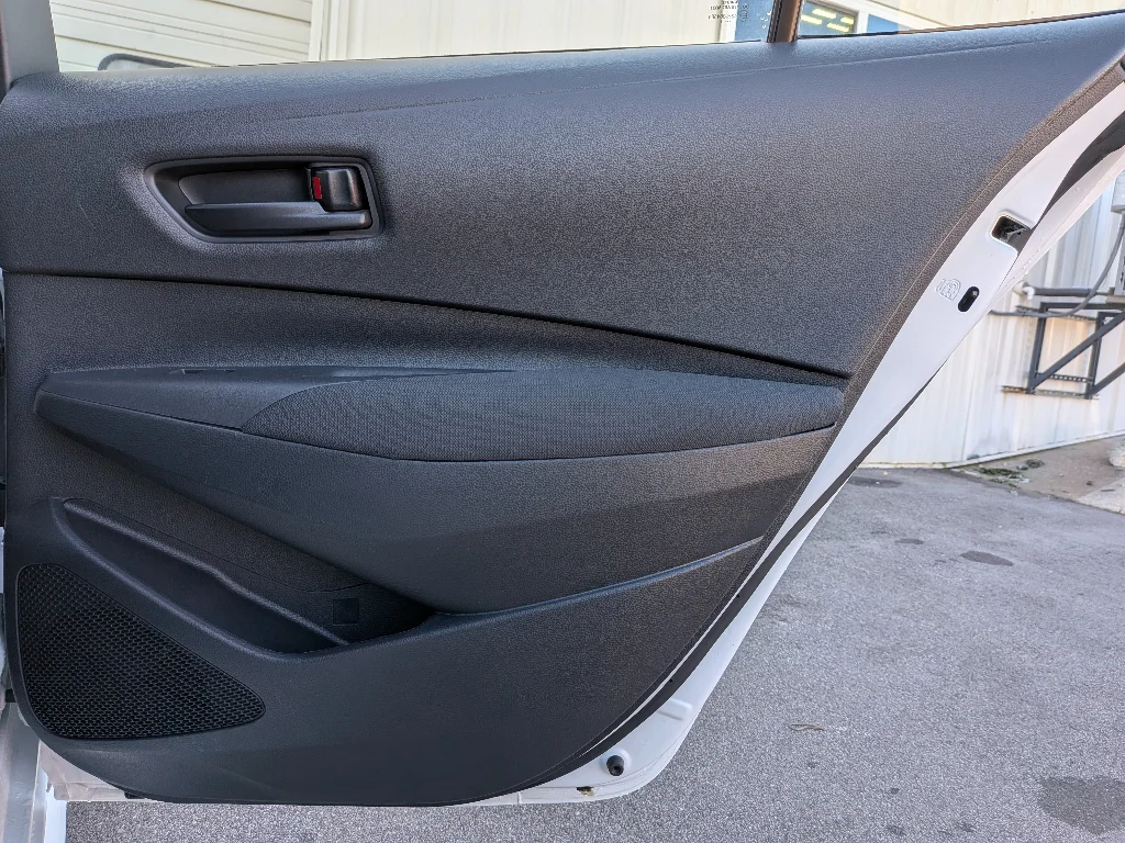 Used 2024 Ice Cap Toyota LE image 21