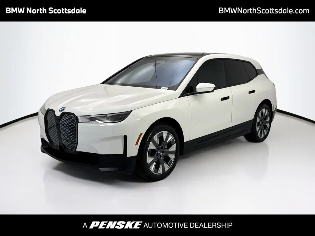 2024 BMW iX xDrive50's photo