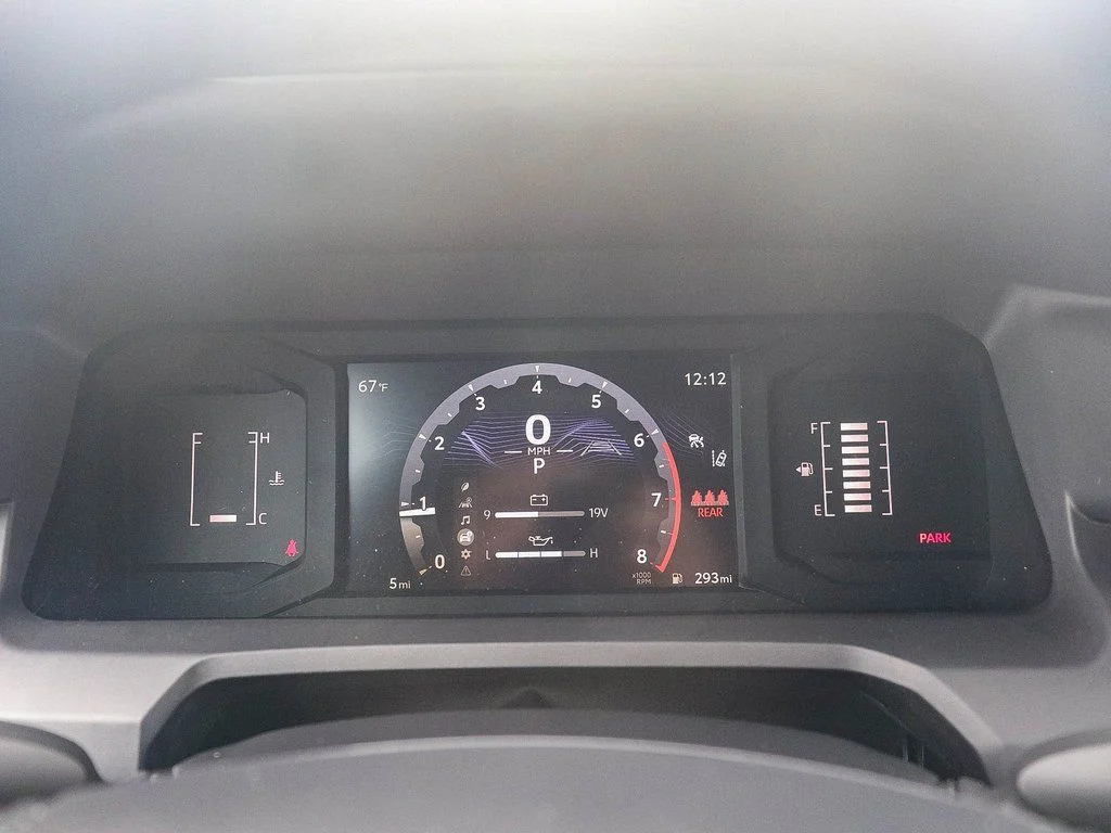 2026 Toyota Tacoma SR5 - Photo 21